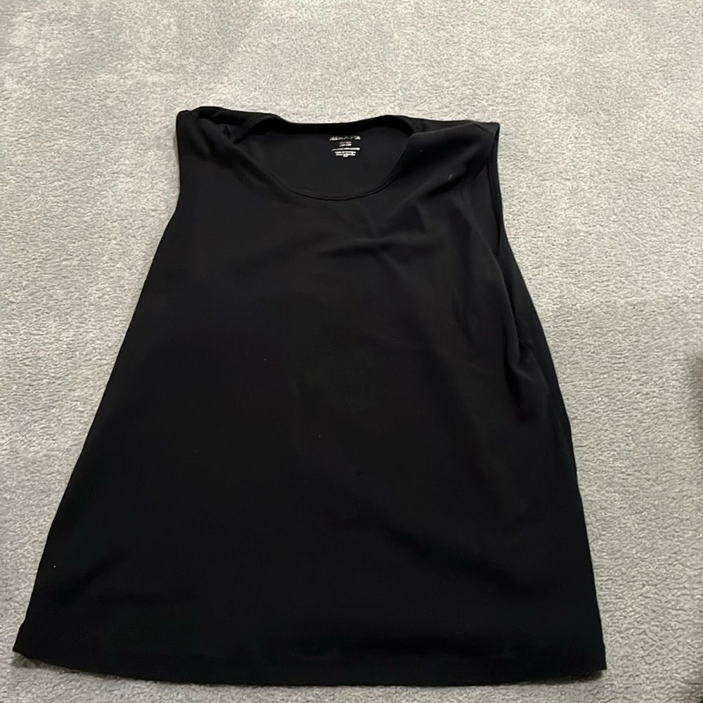 White stag black tank top says extra large brand new